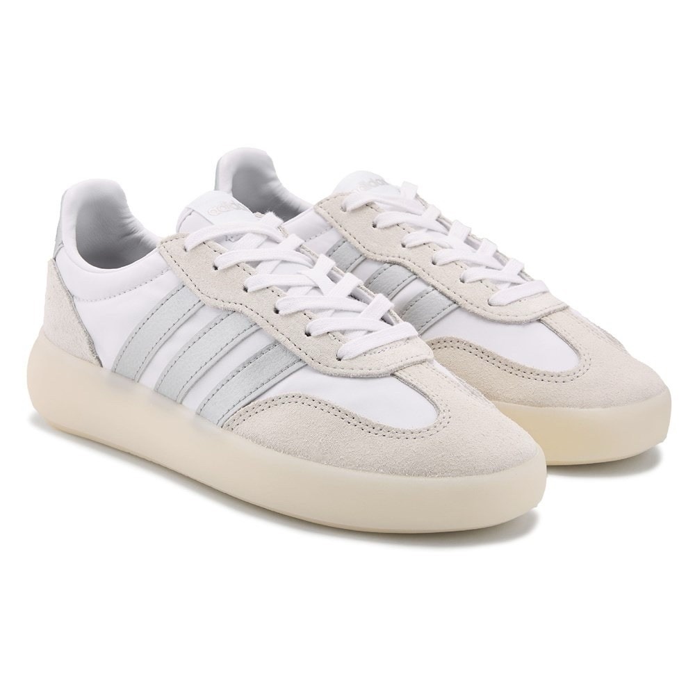 New Adidas Women's 9 Barreda Decode Casual Sneakers, off white/silver
